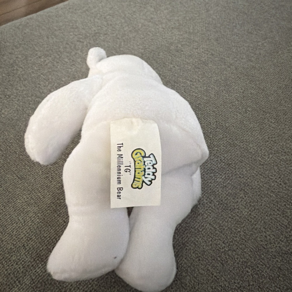VTG 2000 Teddy Grahams "TG" Millennium Bear White Bean Bag Plush Nabisco Toy - Picture 2 of 3